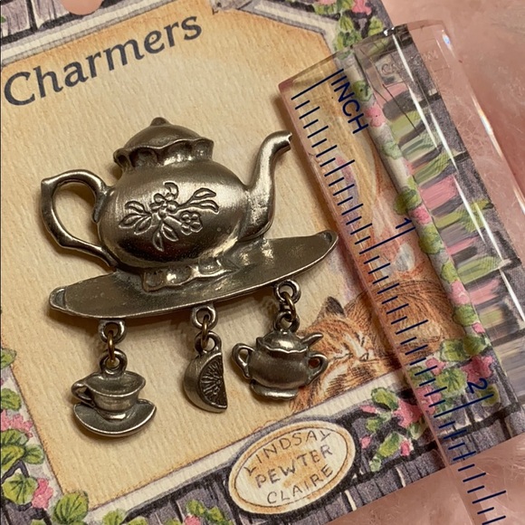 Lindsey Claire Fine Pewter Charmer - Picture 5 of 6